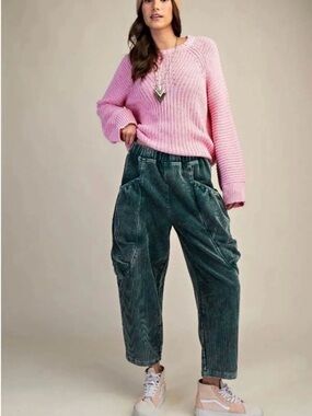 easel Corduroy Big Pocket Pants in Green size Large